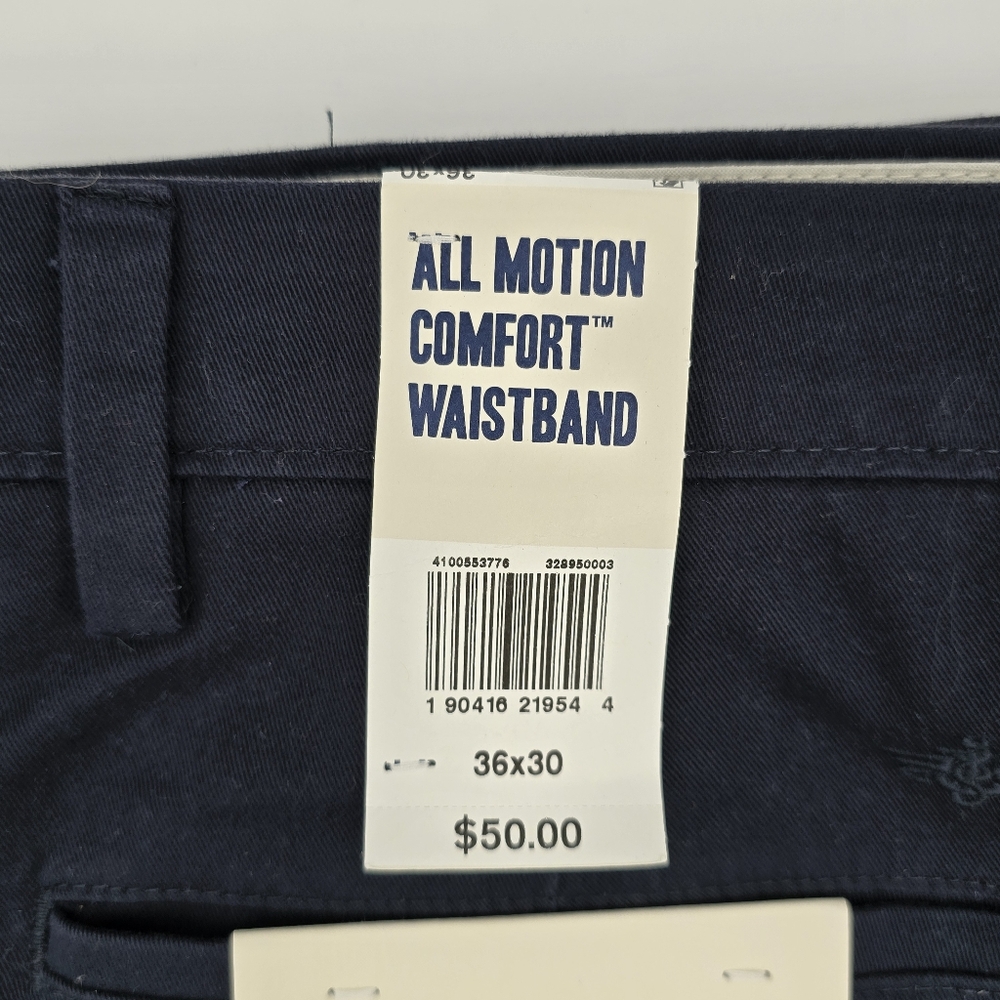 NWT Dockers Easy Khaki Cladsic Fit Pleated Wrinkle-Free Pants, Mens 36x30, Navy - Picture 4 of 16